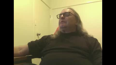Snapshot of knobout chatting on April 2026 01:31:02 PM knobout online show from April 2026 01:31:02 PM
