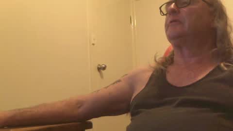 Snapshot of knobout chatting on June 2026 10:17:02 AM knobout online show from June 2026 10:17:02 AM