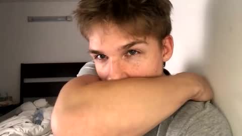 Adam online show from September 2025 08:58:01 PM