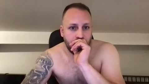 hugo online show from February 2025 09:22:01 PM