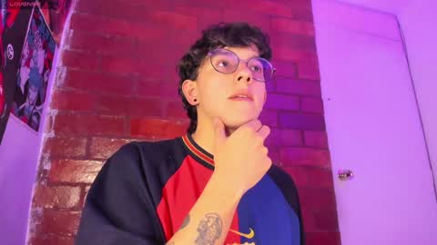 Koddy Independent model online show from December 2024 03:04:01 AM