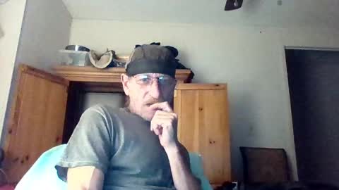 kodiakpm1 online show from December 2024 03:55:02 AM