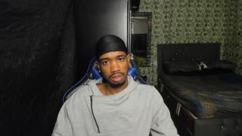 kofi online show from December 2025 03:03:01 AM