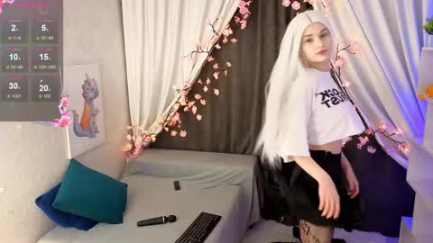 Snapshot of koineko chatting on April 2026 09:31:02 PM Lilu online show from April 2026 09:31:02 PM