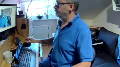 Gregor online show from July 2026 12:44:01 PM