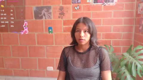 Snapshot of komatsu_ chatting on March 2025 07:40:01 PM  Komatsu Lilith online show from March 2025 07:40:01 PM