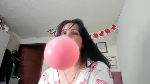 Snapshot of konie_hot chatting on February 2025 11:04:02 PM konie Diaz online show from February 2025 11:04:02 PM