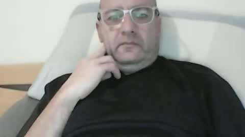 konsty17 online show from June 2026 11:07:01 PM
