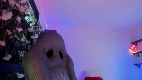 Kora Red online show from February 2026 01:42:01 PM