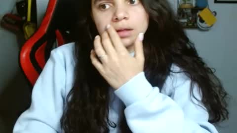 Karoll online show from December 2024 02:16:01 AM