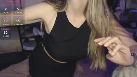 Snapshot of korasupernova chatting on June 2026 11:27:02 PM korasupernova online show from June 2026 11:27:02 PM