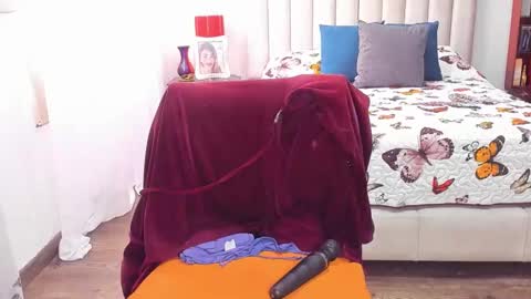 Snapshot of korinasex22 chatting on February 2025 06:26:02 PM korinasex22 online show from February 2025 06:26:02 PM