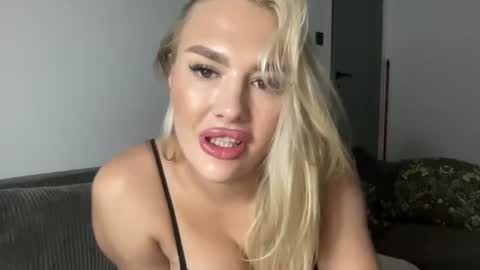 korniii25 online show from July 2026 06:39:02 PM