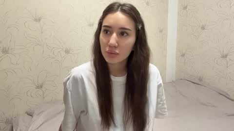 Snapshot of kortneycondello chatting on April 2026 04:21:02 AM Nami online show from April 2026 04:21:02 AM