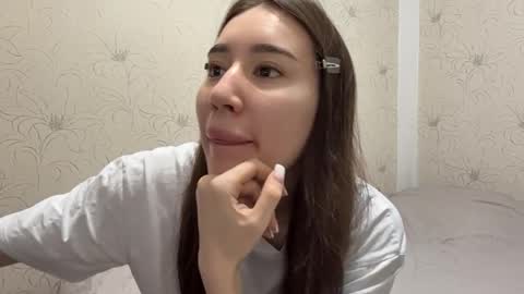 Snapshot of kortneycondello chatting on April 2026 04:11:01 AM Nami online show from April 2026 04:11:01 AM