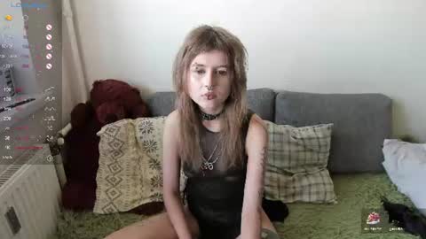 Snapshot of kortny_yo chatting on August 2026 01:42:01 PM Kortny online show from August 2026 01:42:01 PM