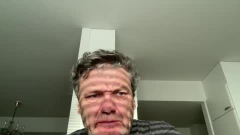 kovapoika online show from October 2025 02:49:01 PM