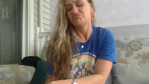 Snapshot of koyoteej chatting on January 2025 01:58:01 PM koyoteej online show from January 2025 01:58:01 PM