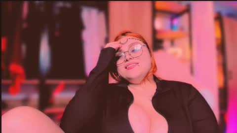 Khloe online show from March 2026 08:32:02 AM