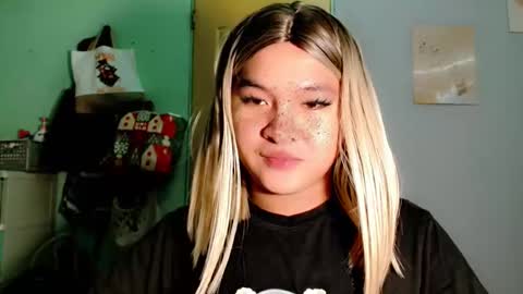 Snapshot of krezikeed chatting on April 2026 12:06:01 PM krezikeed online show from April 2026 12:06:01 PM