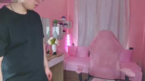 kris_braun online show from March 2026 05:25:02 AM