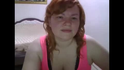 Snapshot of krisryxoniks chatting on June 2026 03:43:02 AM KrisryxONiks online show from June 2026 03:43:02 AM