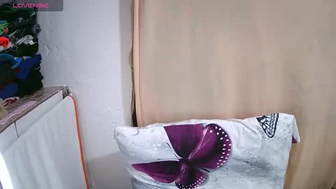 Snapshot of krissone_1 chatting on February 2026 09:47:02 PM krissone online show from February 2026 09:47:02 PM