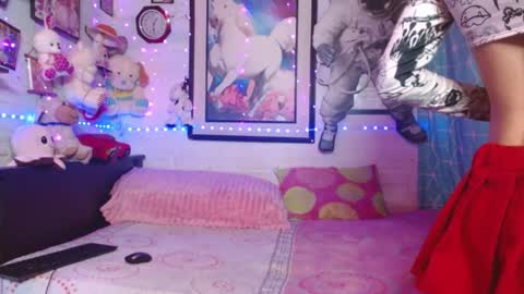 krisstal703358 online show from February 2026 06:26:01 AM