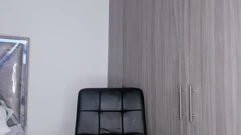 kristen_dollts online show from November 2025 01:55:02 AM