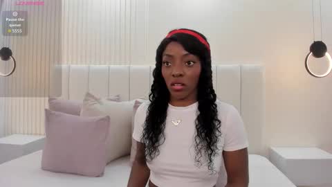 Kristen Rodriguez online show from November 2025 05:14:02 PM