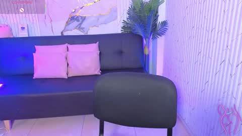 kristen_tay online show from April 2026 03:09:02 AM