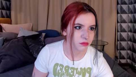 Kristin online show from November 2025 08:49:02 AM