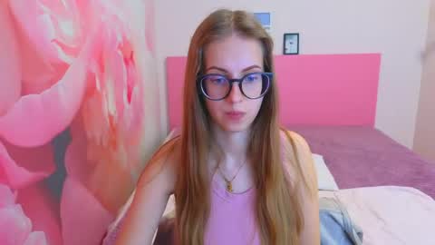 Kristina Adel online show from April 2026 07:22:01 AM