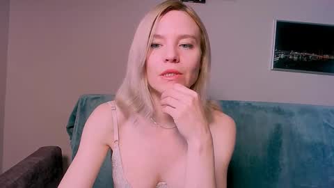 kristina_vagner online show from February 2026 03:26:02 AM