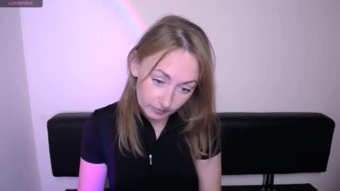 Kristi online show from September 2025 07:46:02 AM