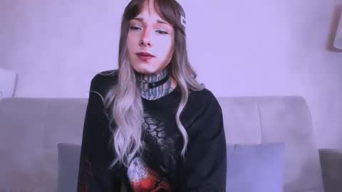 kristina online show from November 2025 06:02:02 AM