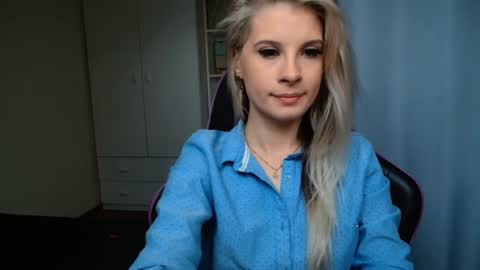 KristineAmore online show from June 2026 06:16:02 AM