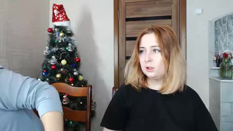 Snapshot of kristy_fran chatting on December 2024 05:19:01 PM Kristy online show from December 2024 05:19:01 PM