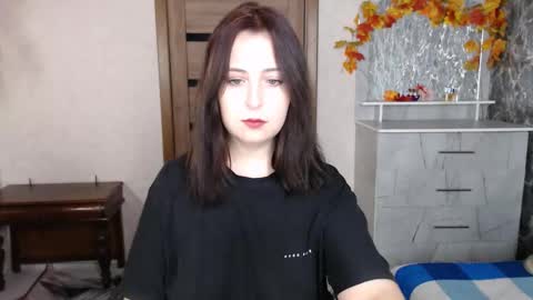 Snapshot of kristy_fran chatting on October 2025 10:16:01 PM Kristy online show from October 2025 10:16:01 PM