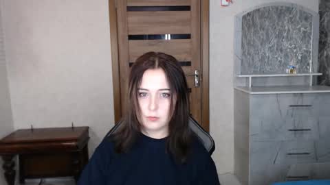 Snapshot of kristy_fran chatting on October 2025 11:27:01 PM Kristy online show from October 2025 11:27:01 PM