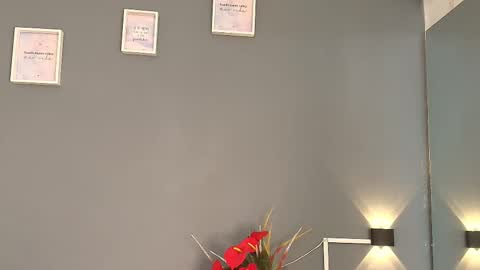 Cristina online show from October 2025 01:56:01 PM