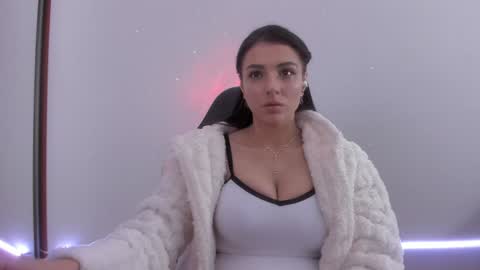 Mother of Dragons online show from February 2026 05:04:01 AM