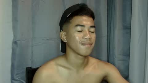 kritthanarkorn online show from November 2025 02:40:02 PM