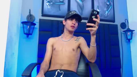 justym online show from December 2024 04:30:02 AM