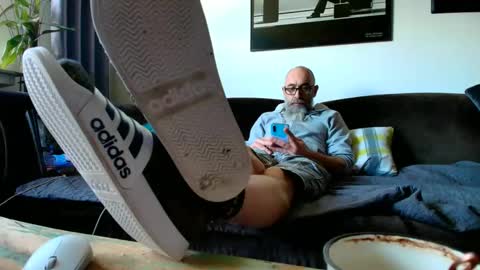 Snapshot of krummersaebel chatting on March 2025 03:42:02 PM krummersaebel online show from March 2025 03:42:02 PM