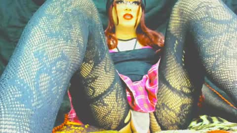 kryxtal online show from April 2026 10:12:01 PM