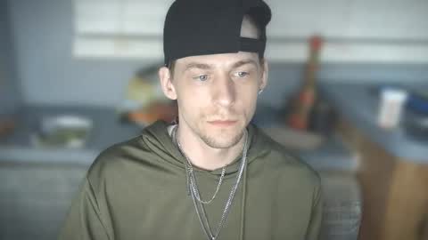 krytiar1992 online show from April 2026 09:36:01 AM