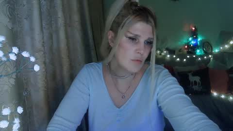 Annika  MTF ts post -op online show from December 2024 01:06:01 PM