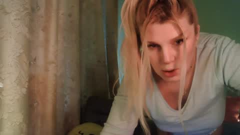 Annika  MTF ts post -op online show from January 2025 10:19:01 AM