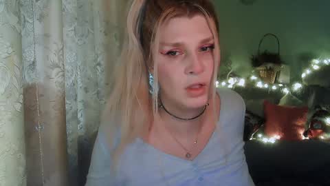 Annika  MTF ts post -op online show from January 2025 10:29:02 AM